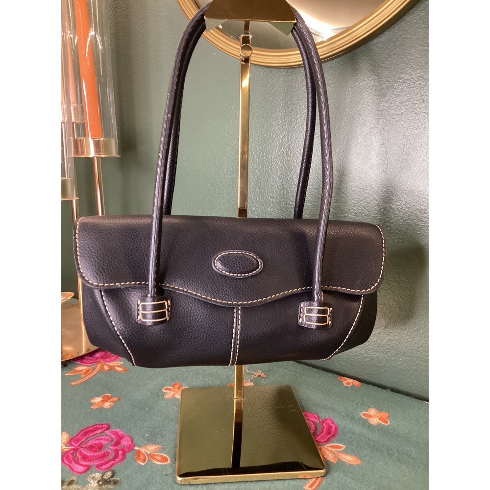 Black Pebbled Shoulder Bag White Contrast Stitching Flap‎ Top Handbag